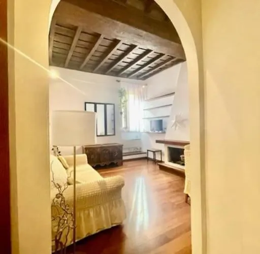 Gens Iulia Luxury Appartament Апартаменты Рим