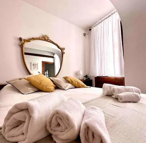 Gens Iulia Luxury Appartament * Рим